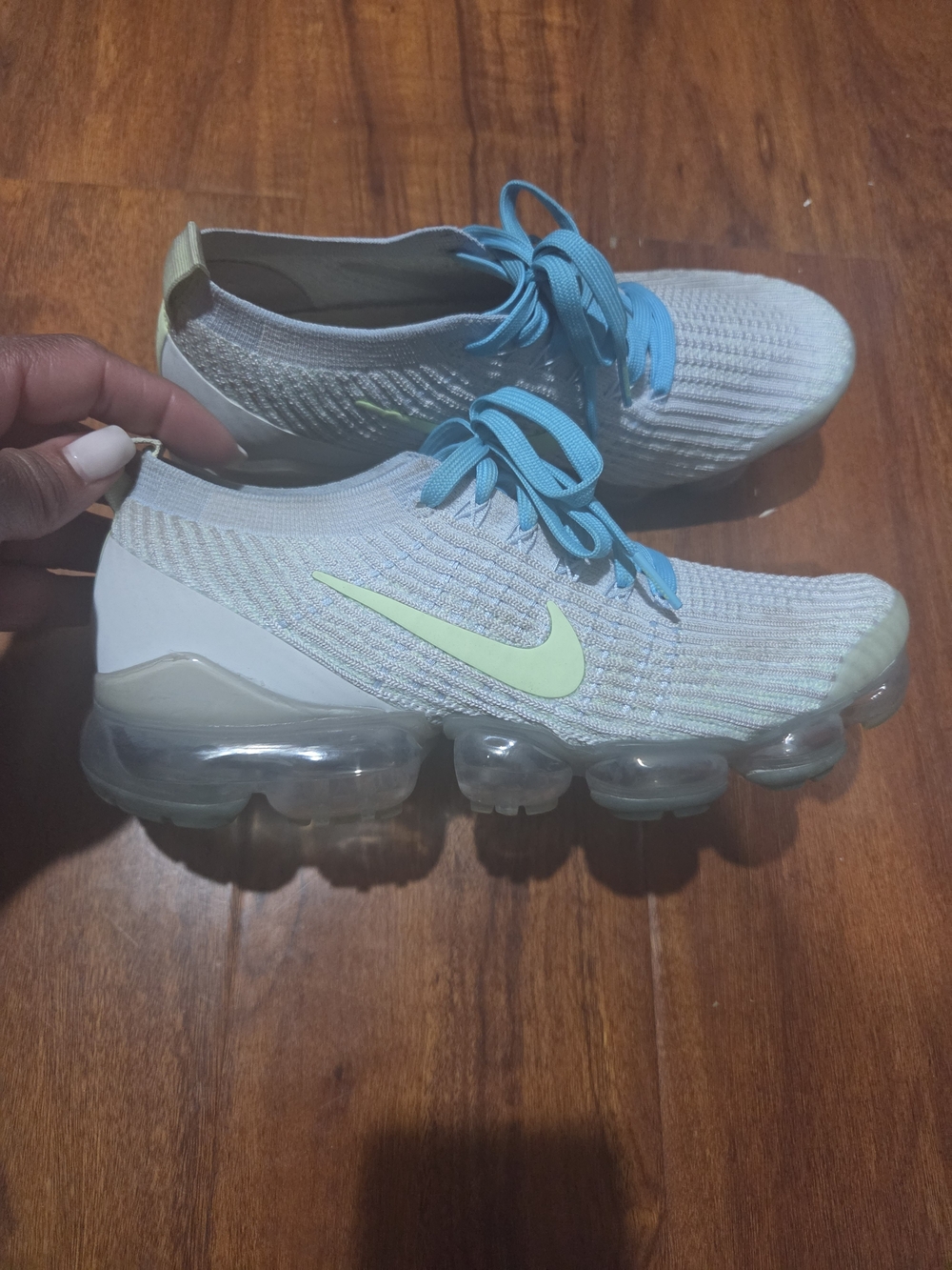Nike Women's VaporMax Flyknit Low Top Sneakers - Light Blue/Green